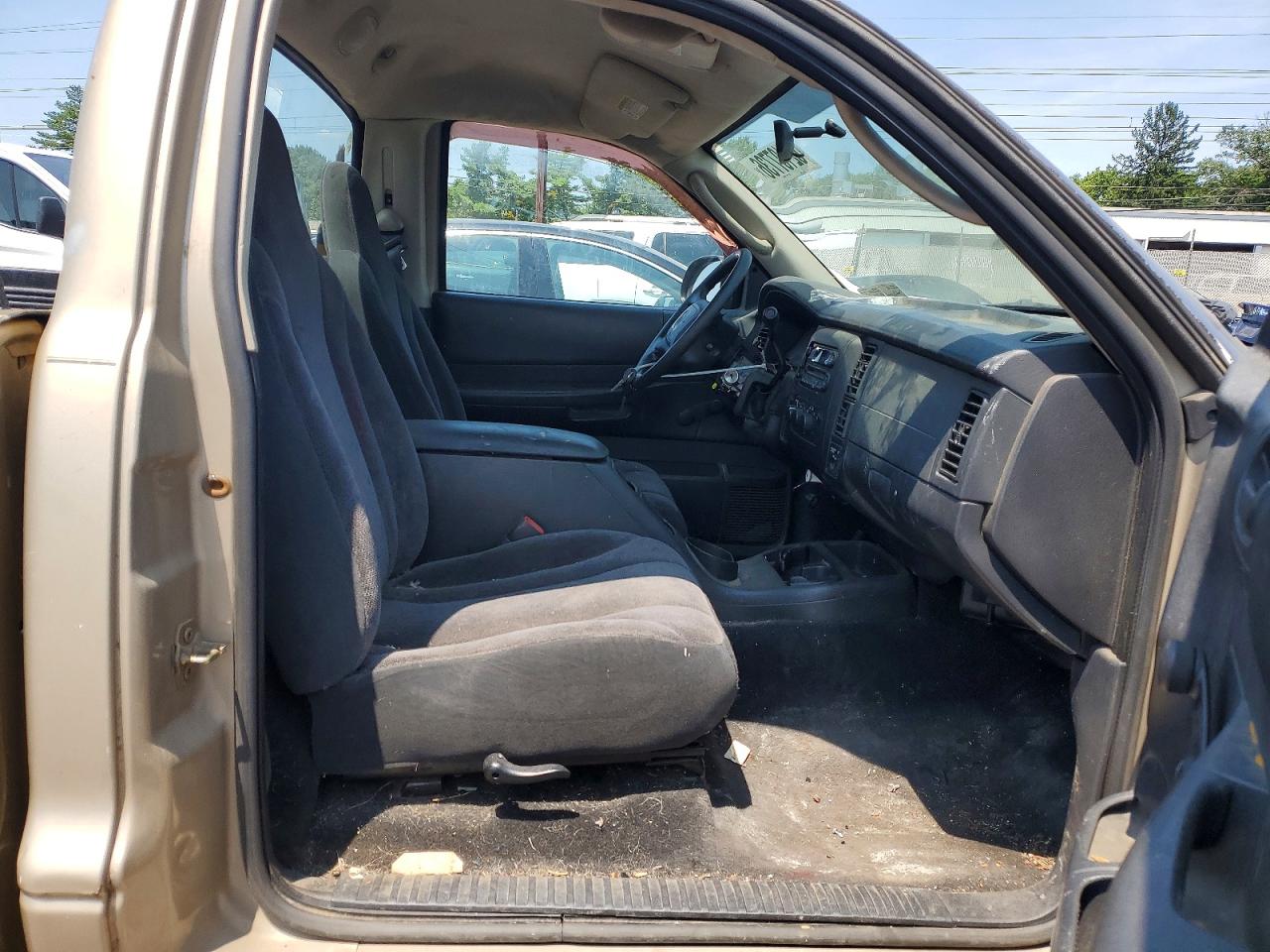 2002 DODGE DAKOTA