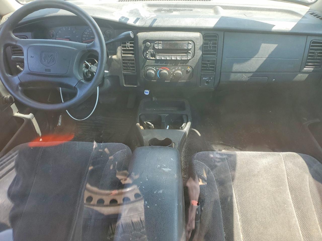 2002 DODGE DAKOTA