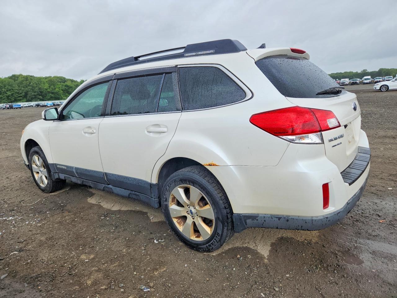 2012 SUBARU OUTBACK