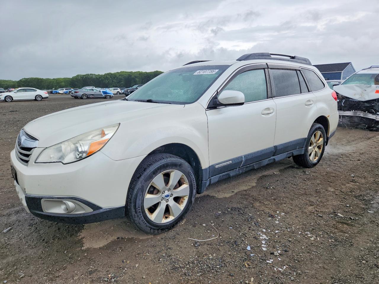 2012 SUBARU OUTBACK
