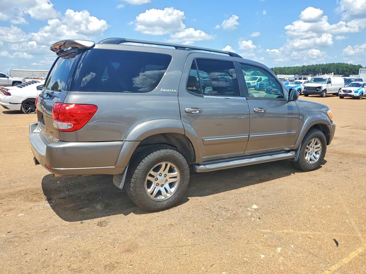 2005 TOYOTA SEQUOIA