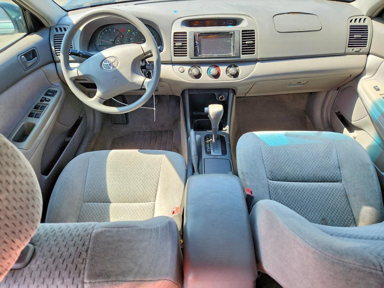 2004 TOYOTA CAMRY