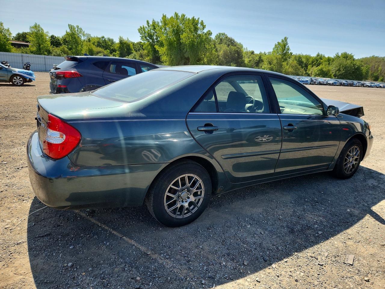 2004 TOYOTA CAMRY