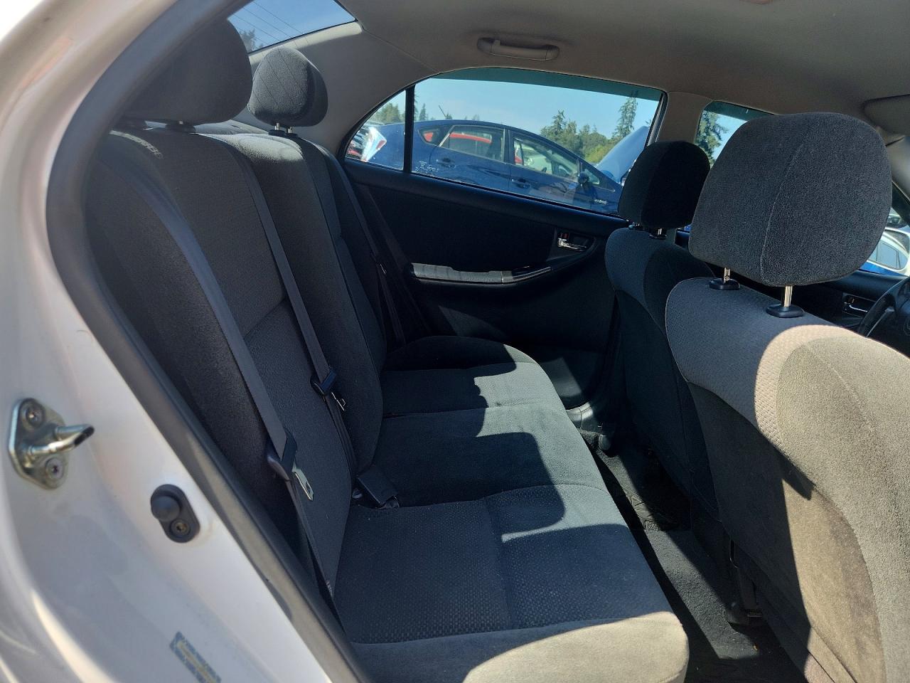 2004 TOYOTA COROLLA
