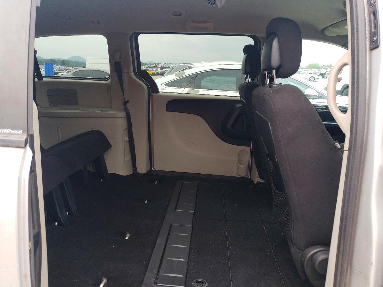 2011 DODGE CARAVAN