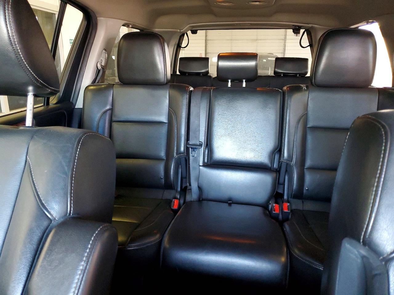 2012 NISSAN ARMADA