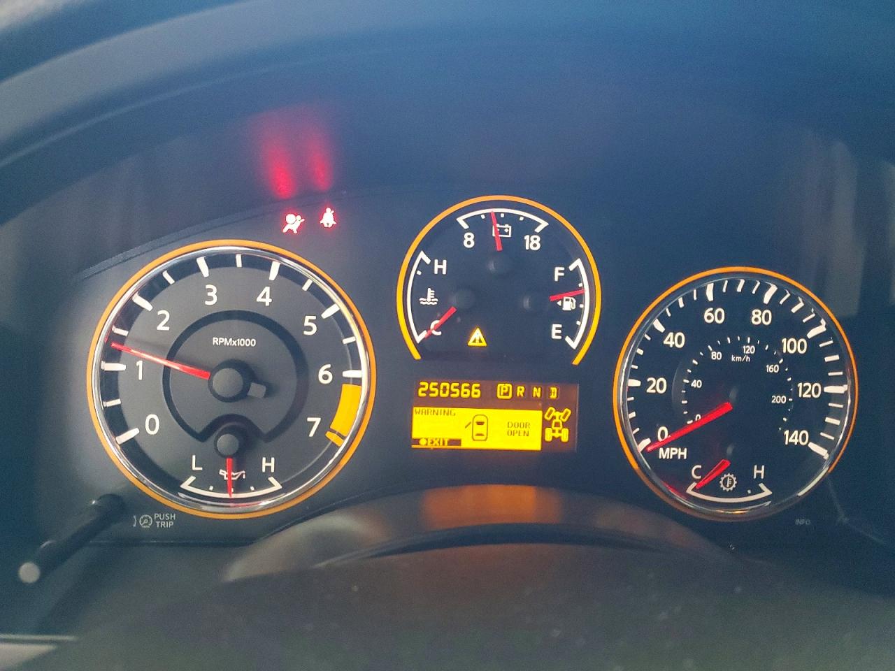 2012 NISSAN ARMADA