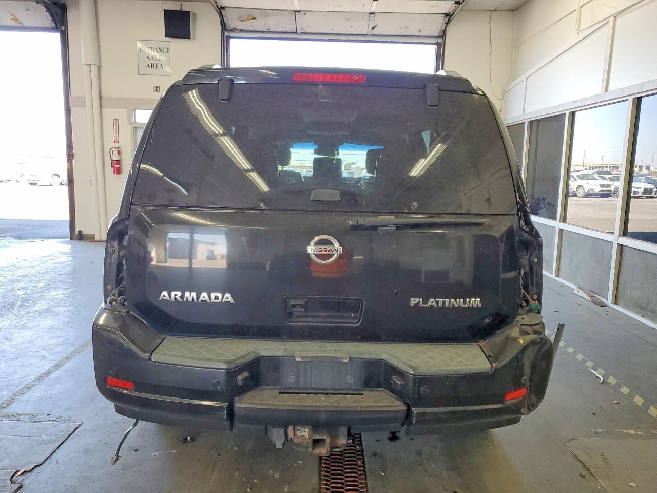 2012 NISSAN ARMADA