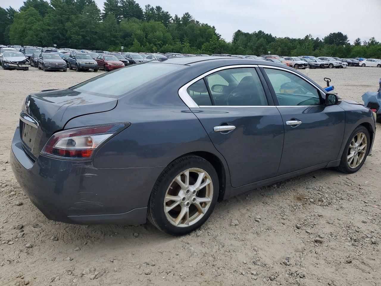 2013 NISSAN MAXIMA