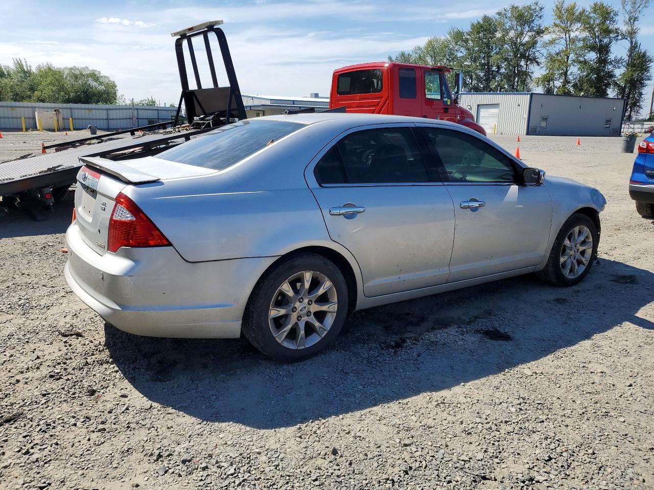 2011 FORD FUSION