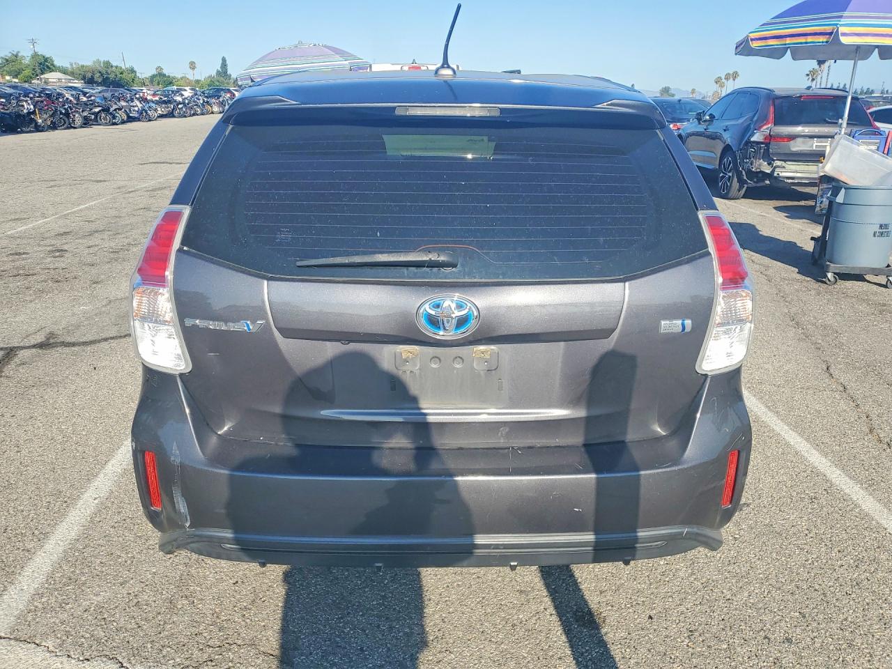 2016 TOYOTA PRIUS