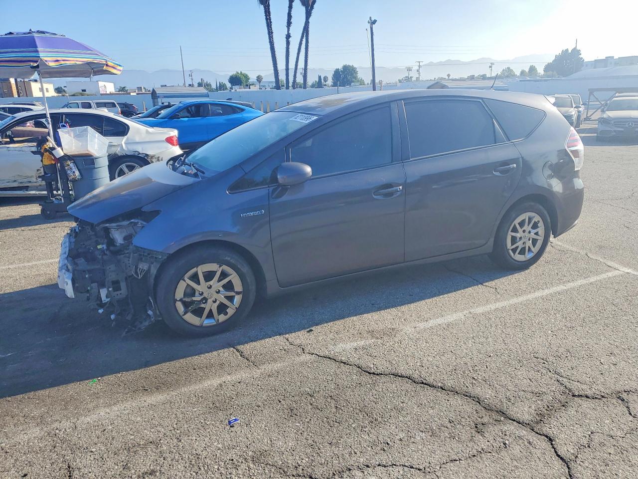 2016 TOYOTA PRIUS