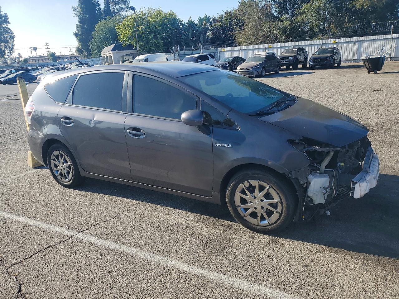 2016 TOYOTA PRIUS