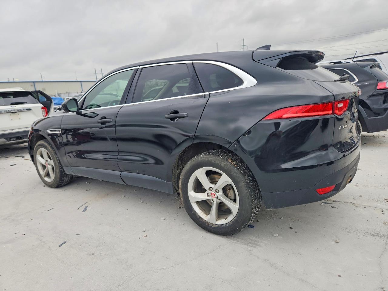 2019 JAGUAR F-PACE