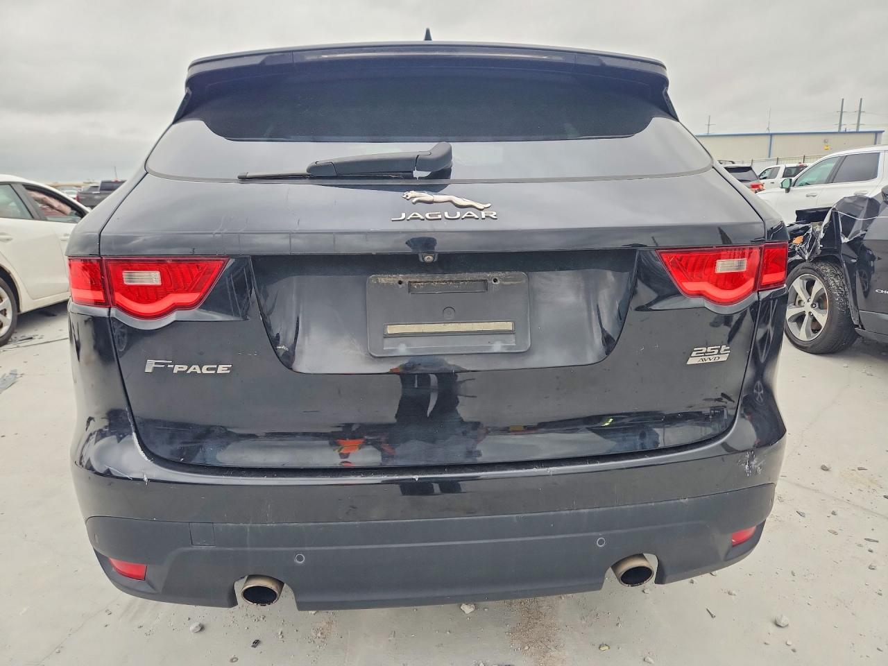 2019 JAGUAR F-PACE