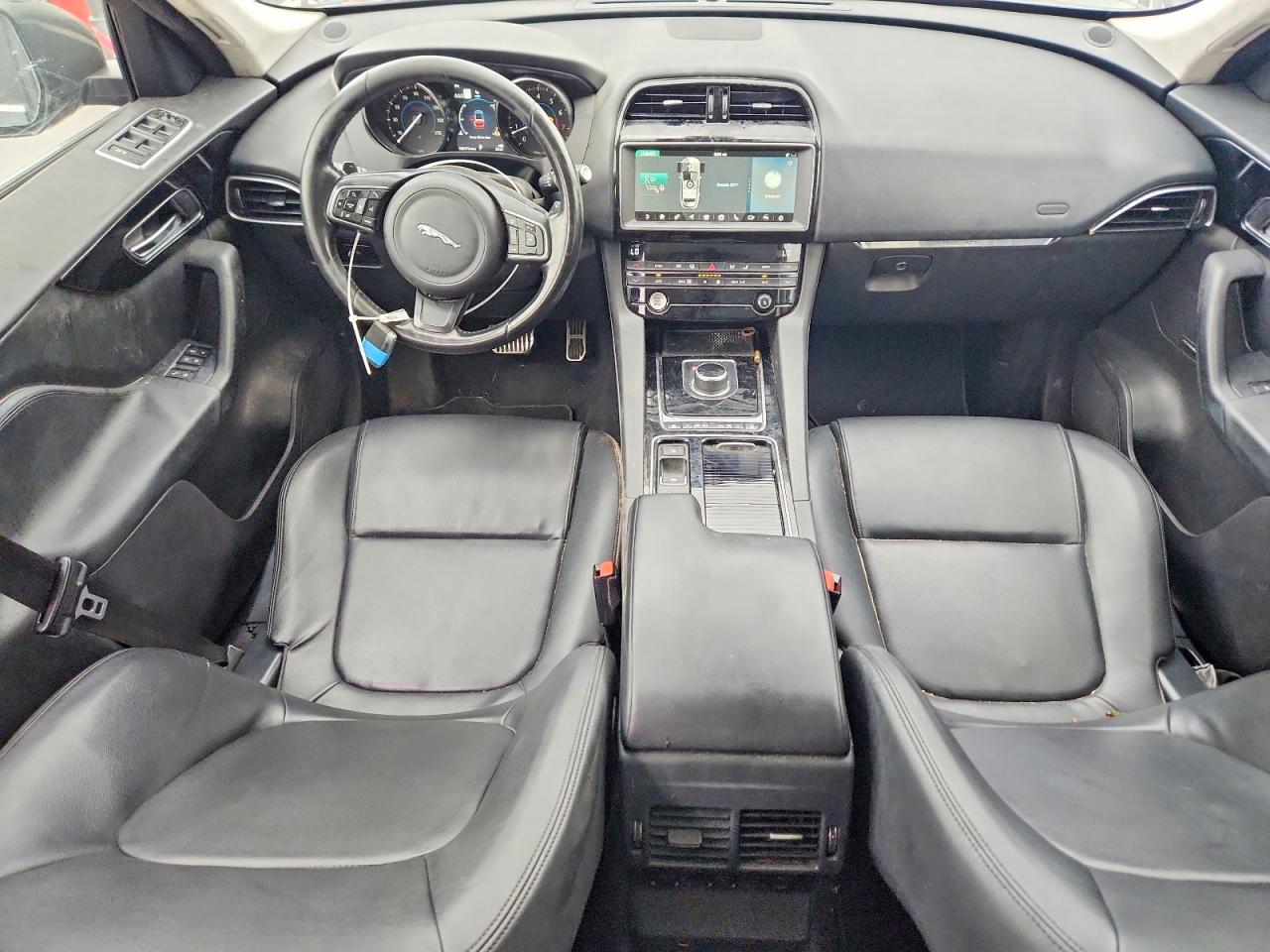 2019 JAGUAR F-PACE
