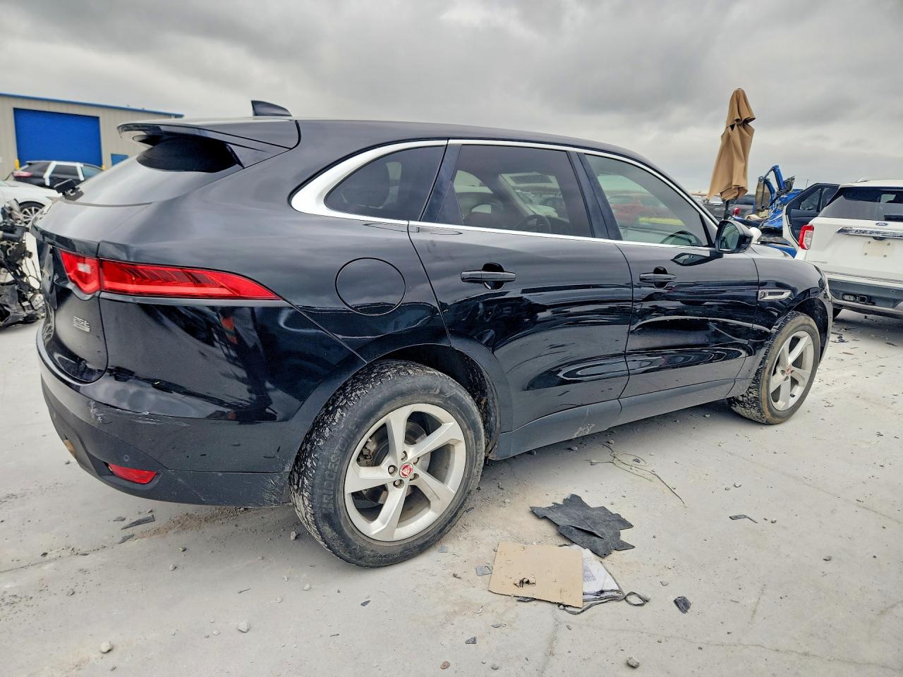 2019 JAGUAR F-PACE
