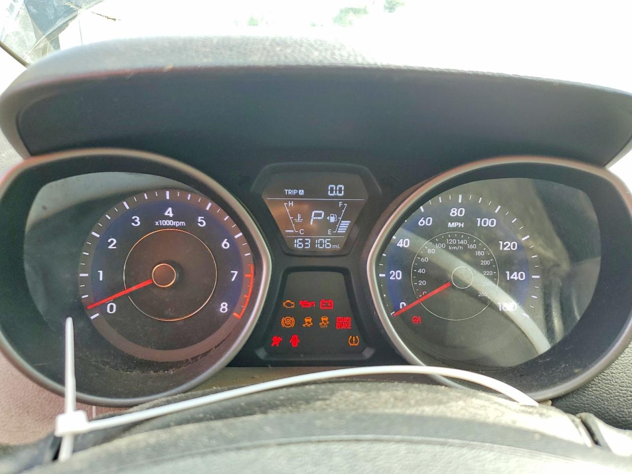2016 HYUNDAI ELANTRA