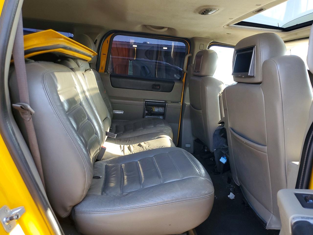 2004 HUMMER H2