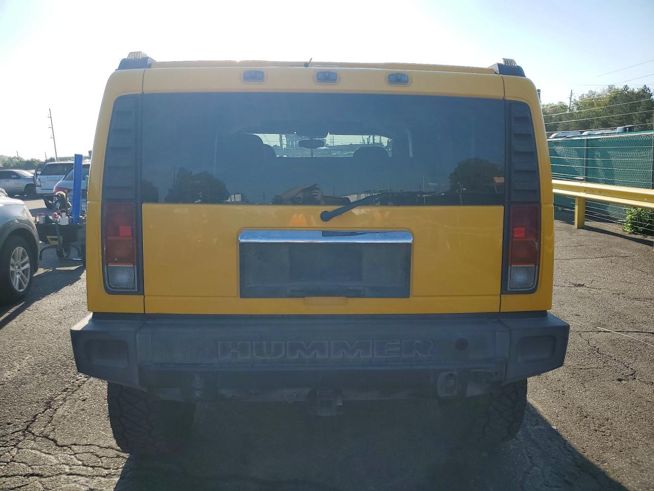 2004 HUMMER H2