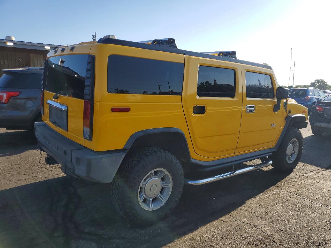2004 HUMMER H2