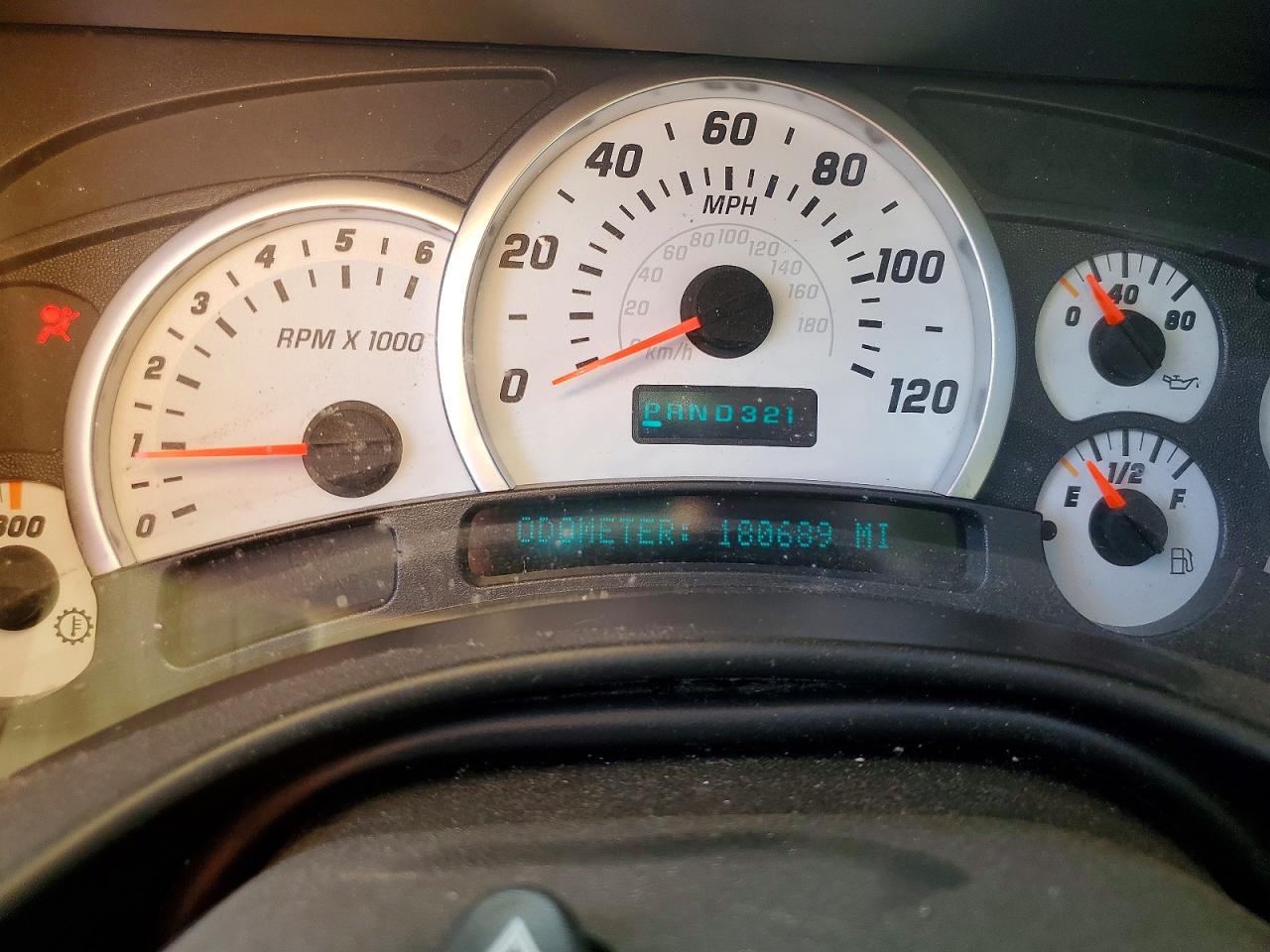 2004 HUMMER H2