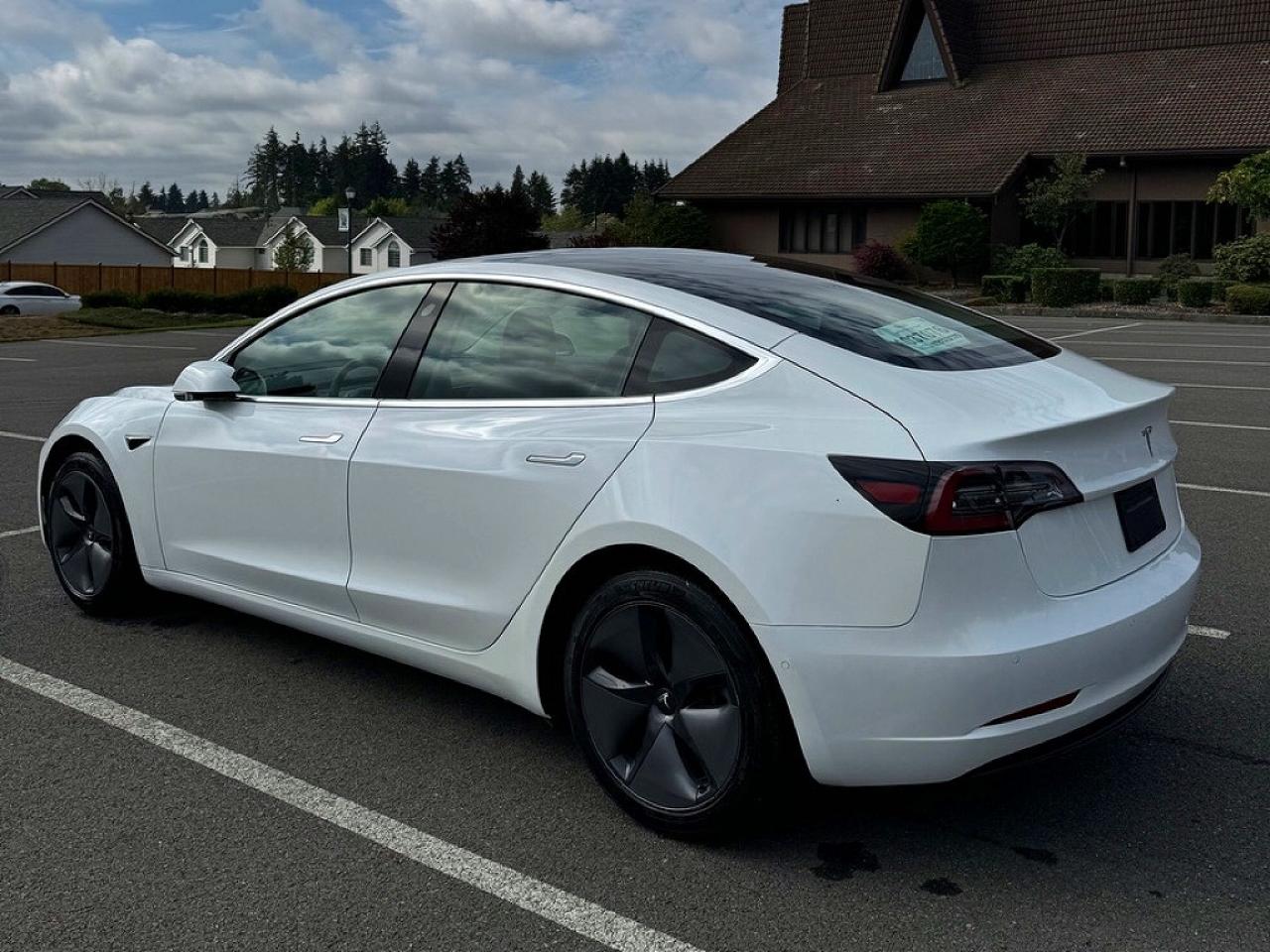 2020 TESLA MODEL 3