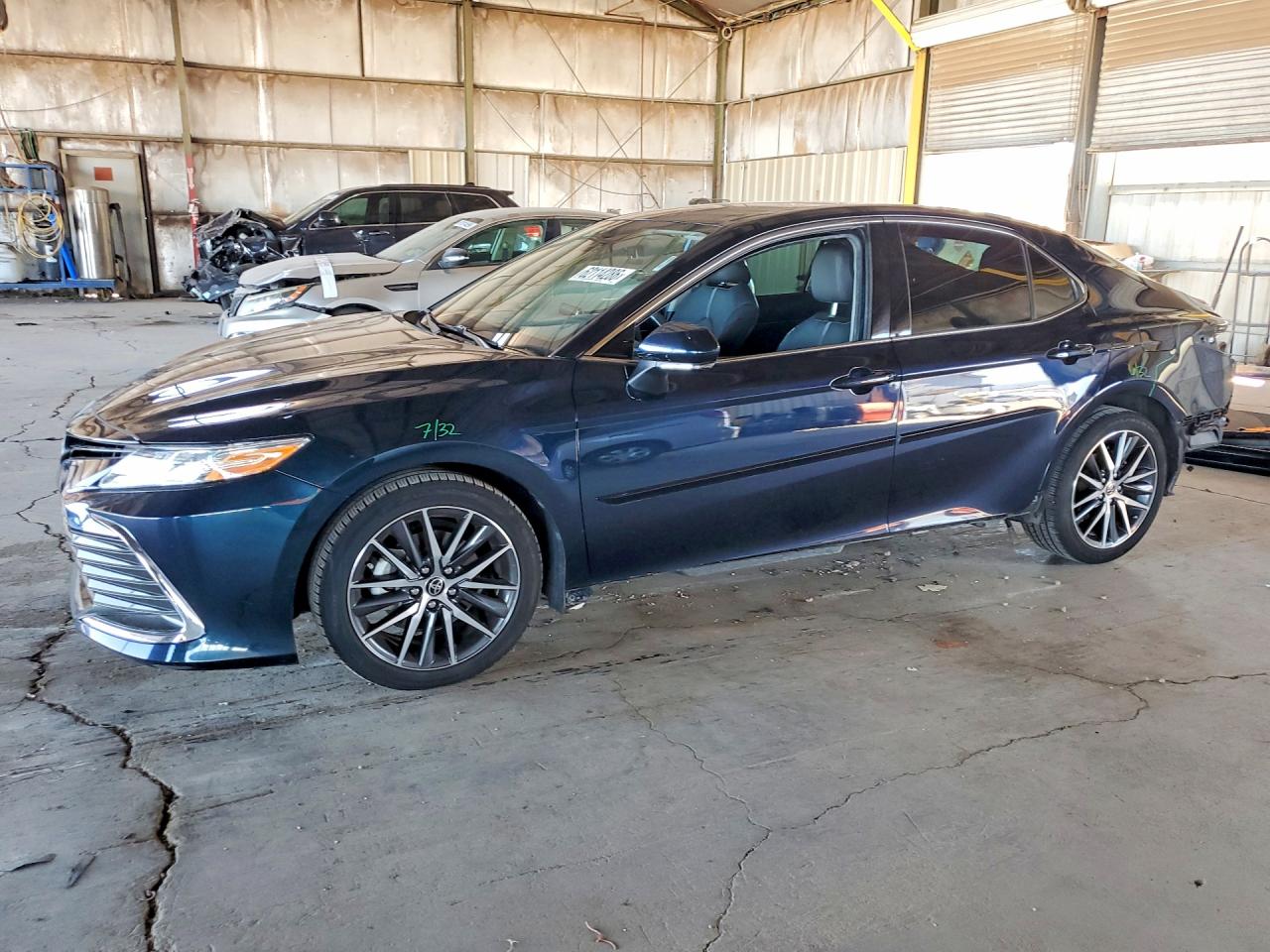 2021 TOYOTA CAMRY
