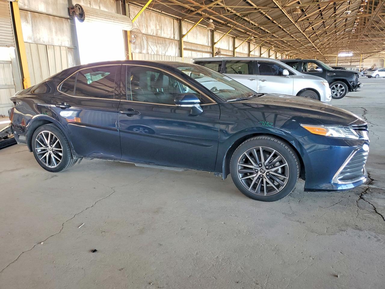 2021 TOYOTA CAMRY