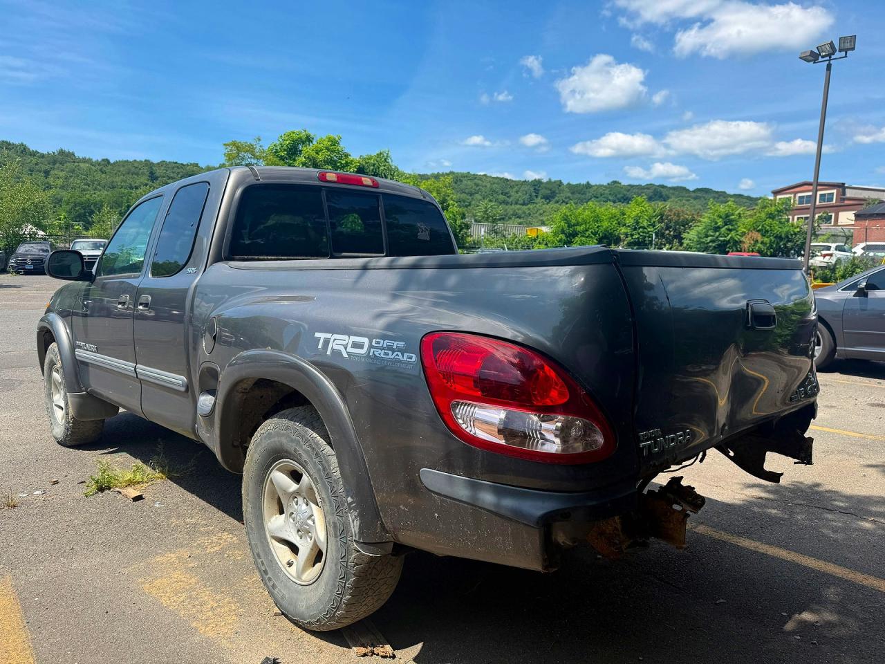 2003 TOYOTA TUNDRA