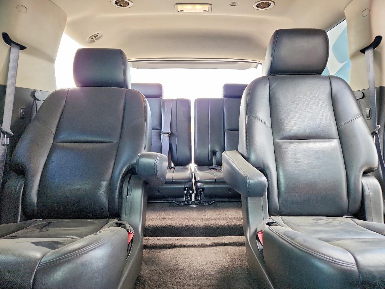 2011 CHEVROLET TAHOE