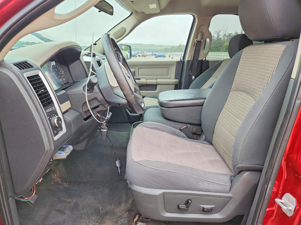 2011 DODGE RAM 1500