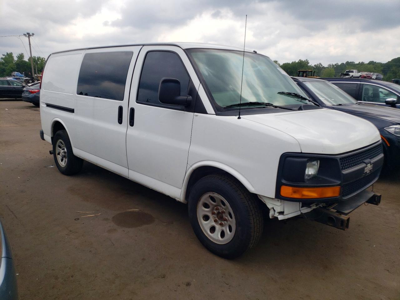 2014 CHEVROLET EXPRESS