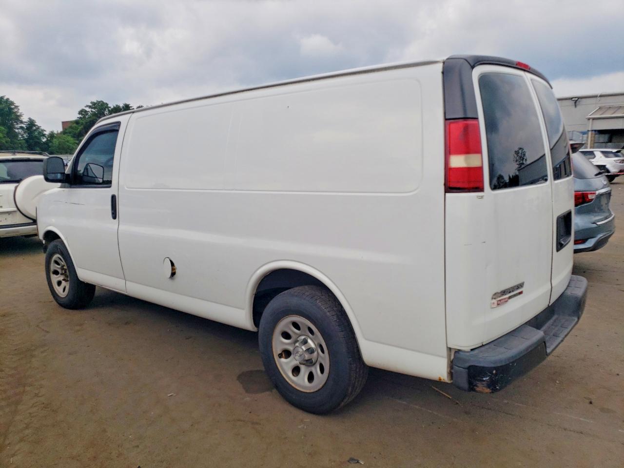 2014 CHEVROLET EXPRESS