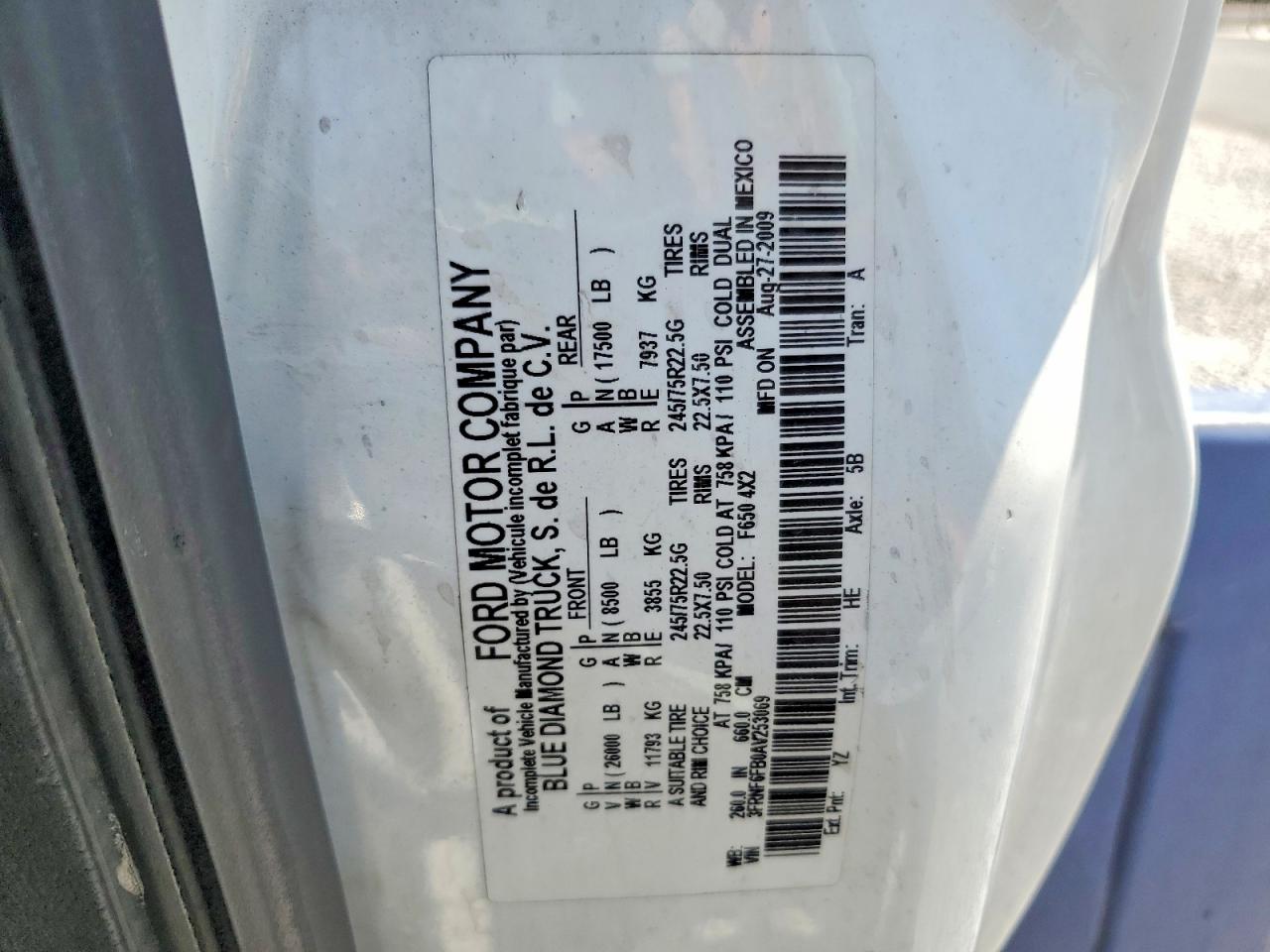 2010 FORD F650
