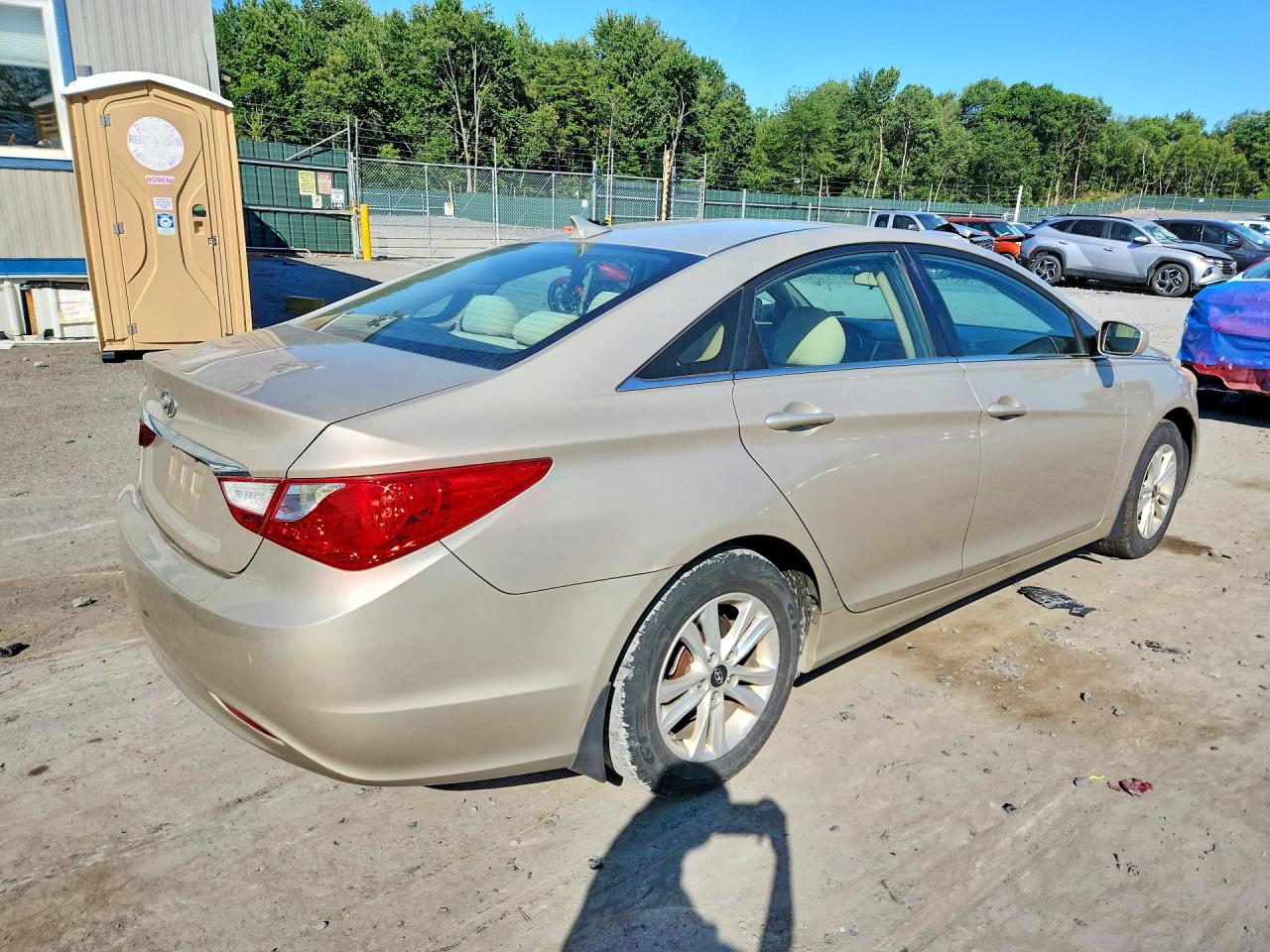 2011 HYUNDAI SONATA