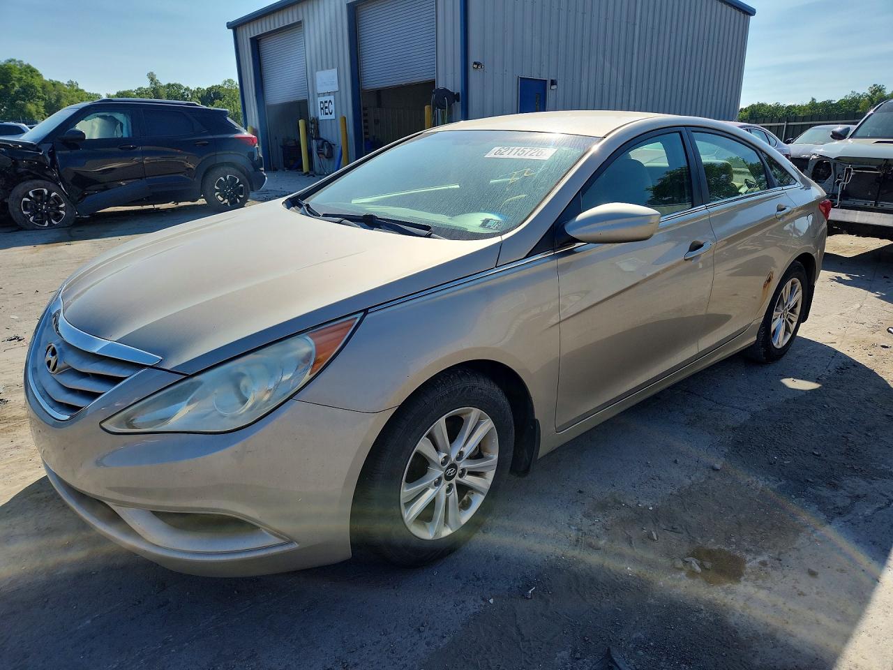 2011 HYUNDAI SONATA