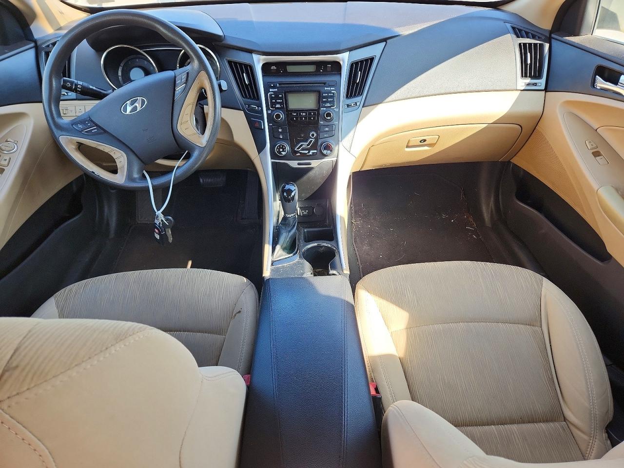 2011 HYUNDAI SONATA
