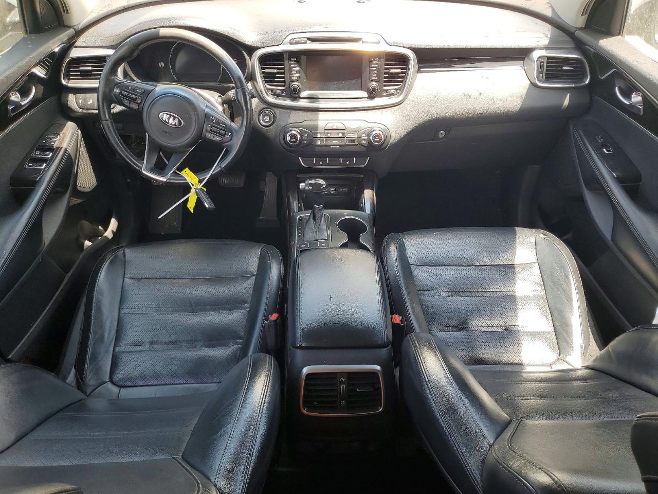 2017 KIA SORENTO
