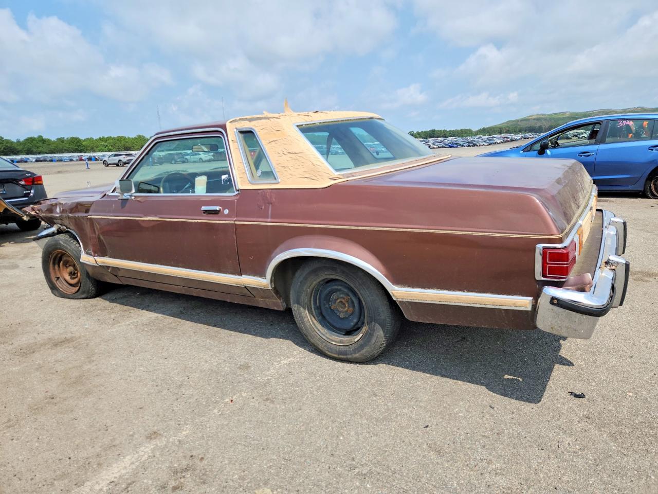 1976 FORD GRANADA