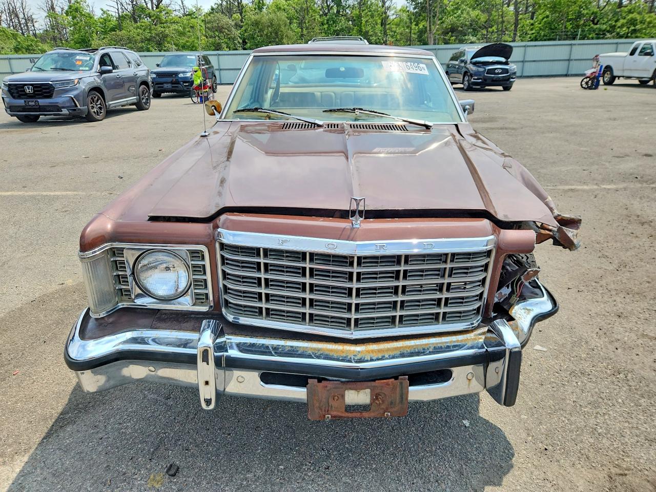 1976 FORD GRANADA