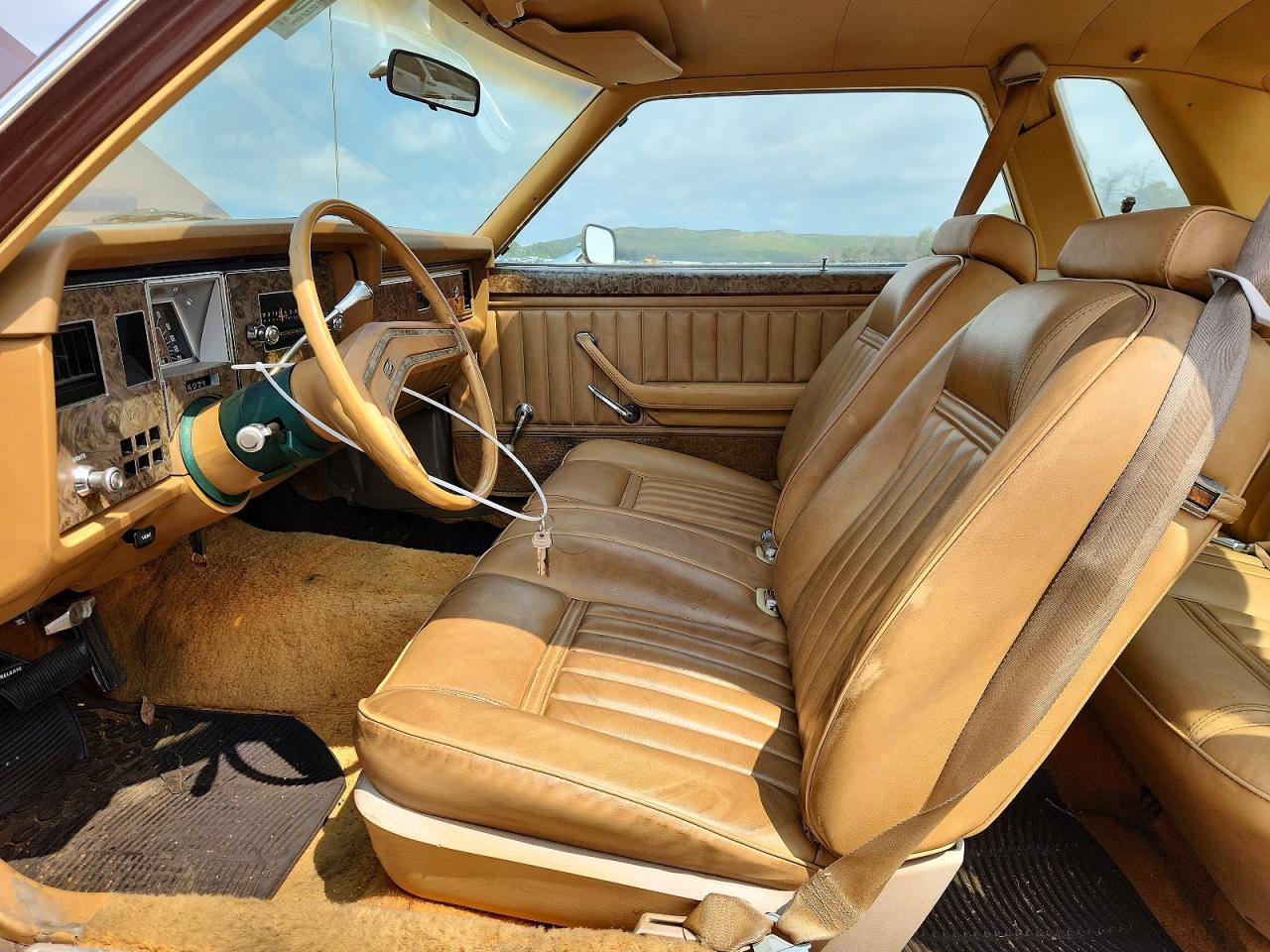 1976 FORD GRANADA