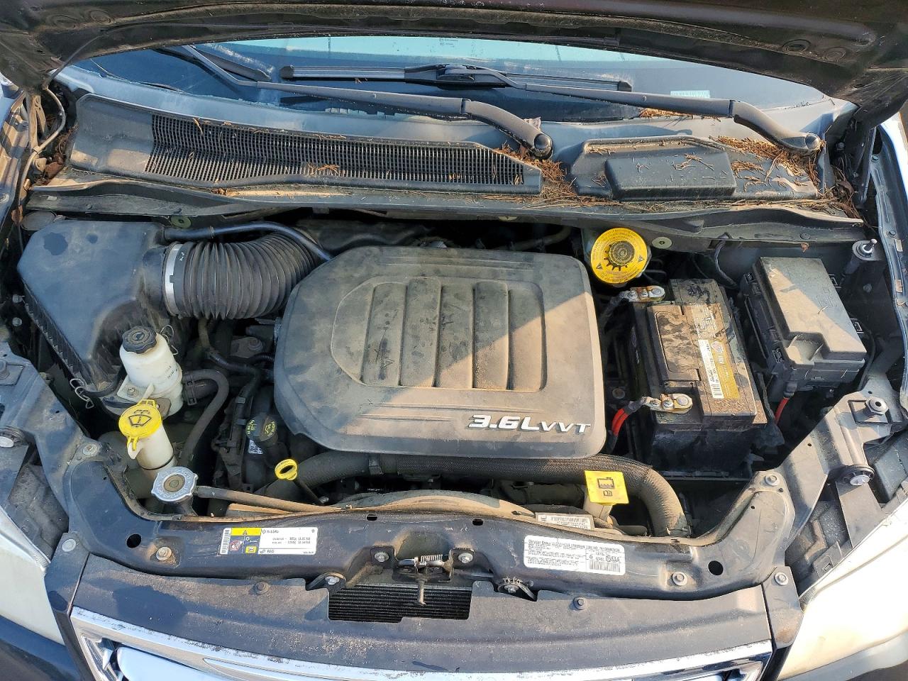 2014 CHRYSLER MINIVAN