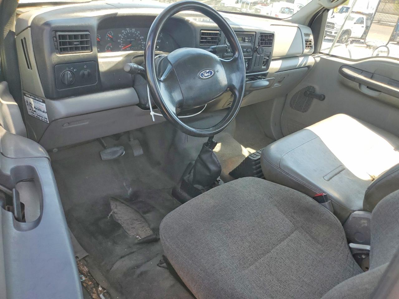 2010 FORD F650