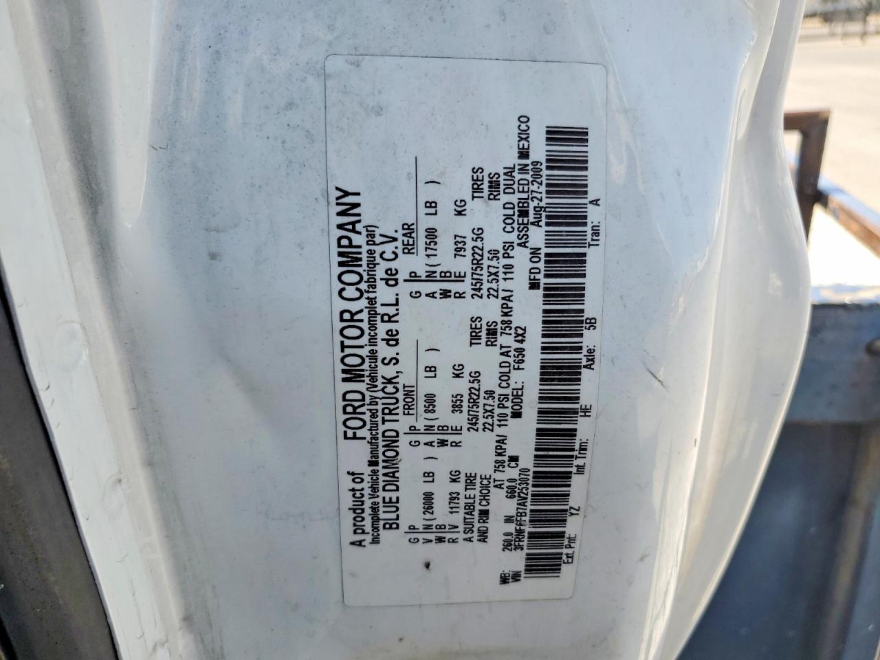 2010 FORD F650