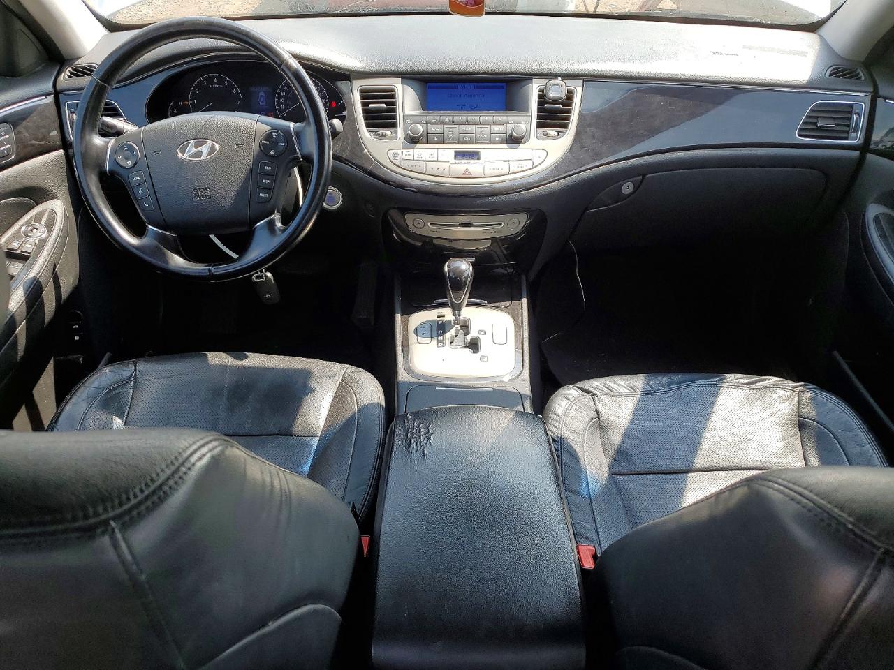 2014 HYUNDAI GENESIS