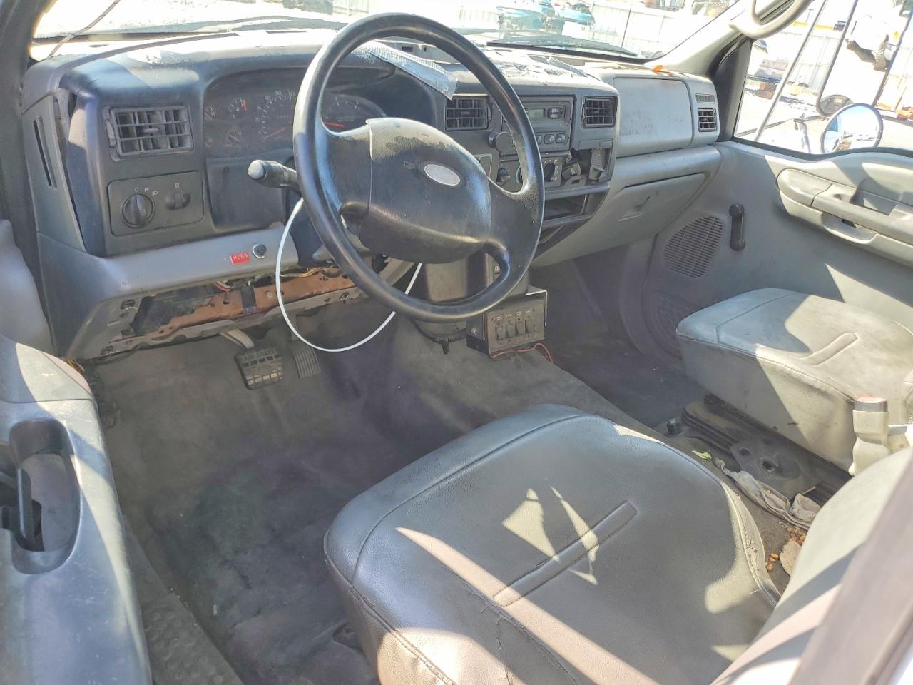 2008 FORD F650