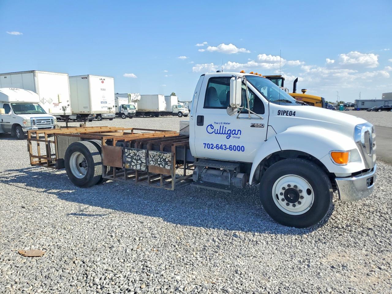 2008 FORD F650