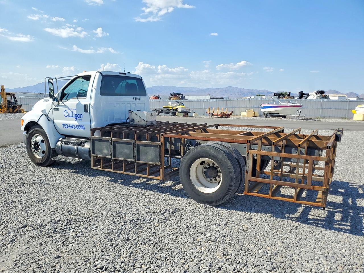 2008 FORD F650