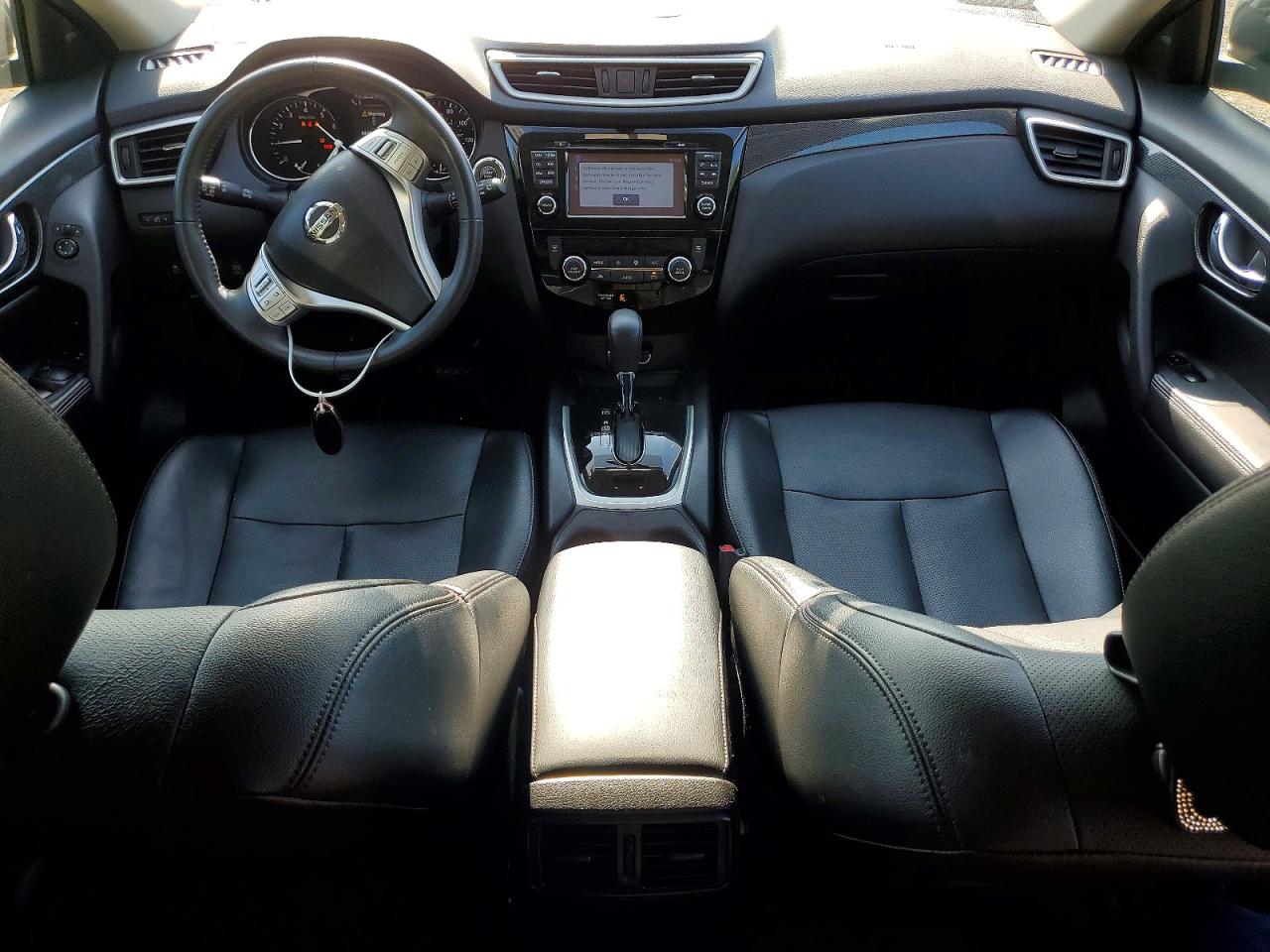 2016 NISSAN ROGUE